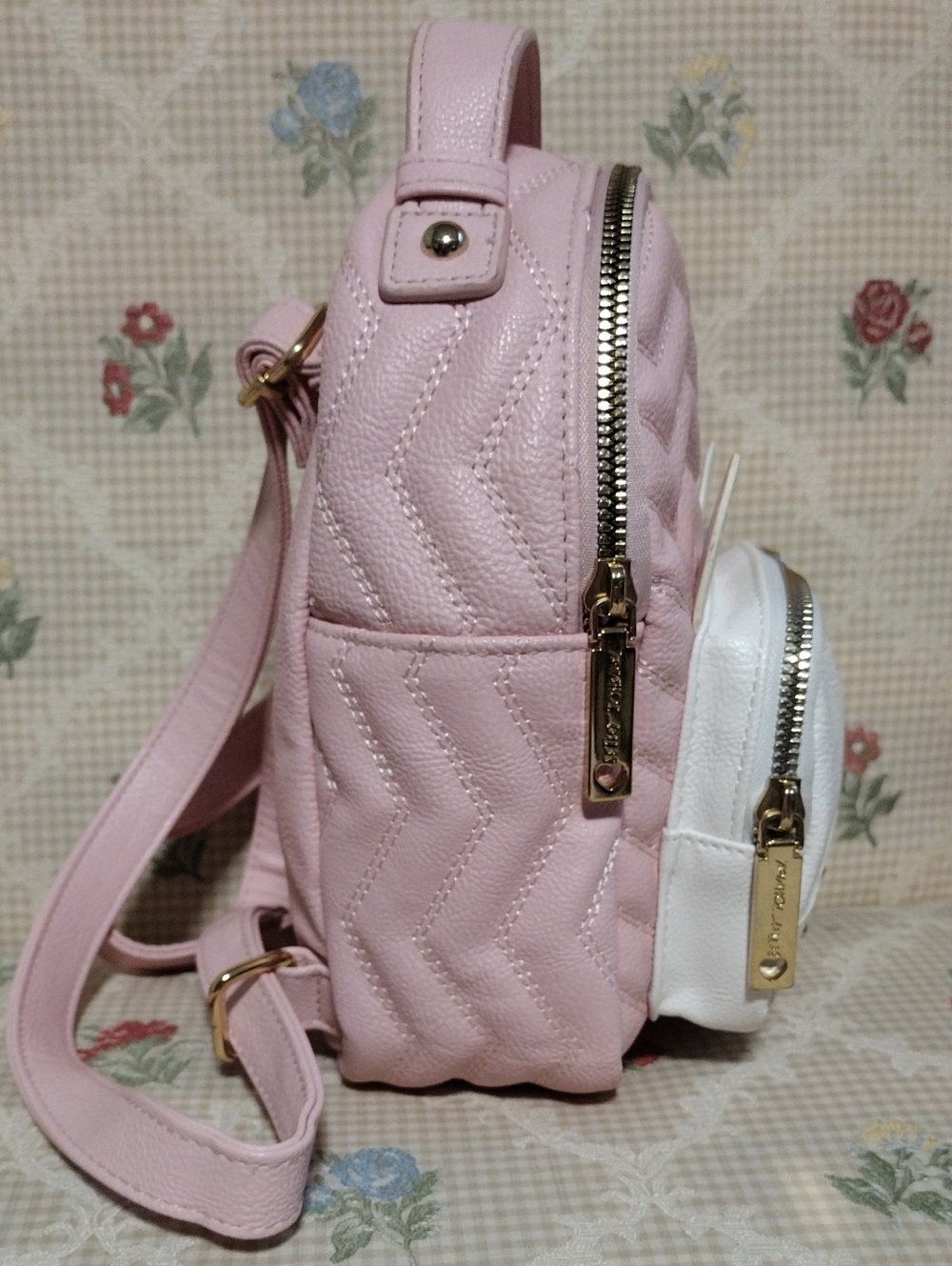 Pink & White Frenchie Mini Backpack Betsy Johnson - Picture 3 of 5